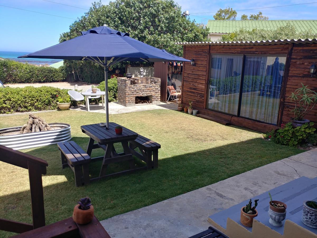 After8 B&B Kleinbaai 外观 照片